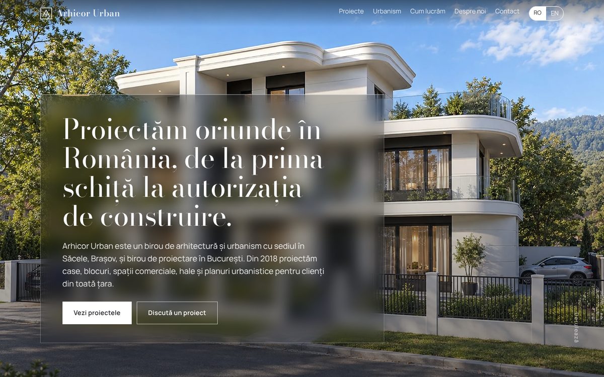 Site-ul Arhicor Urban, partea de sus, cu o vilă albă pe trei niveluri